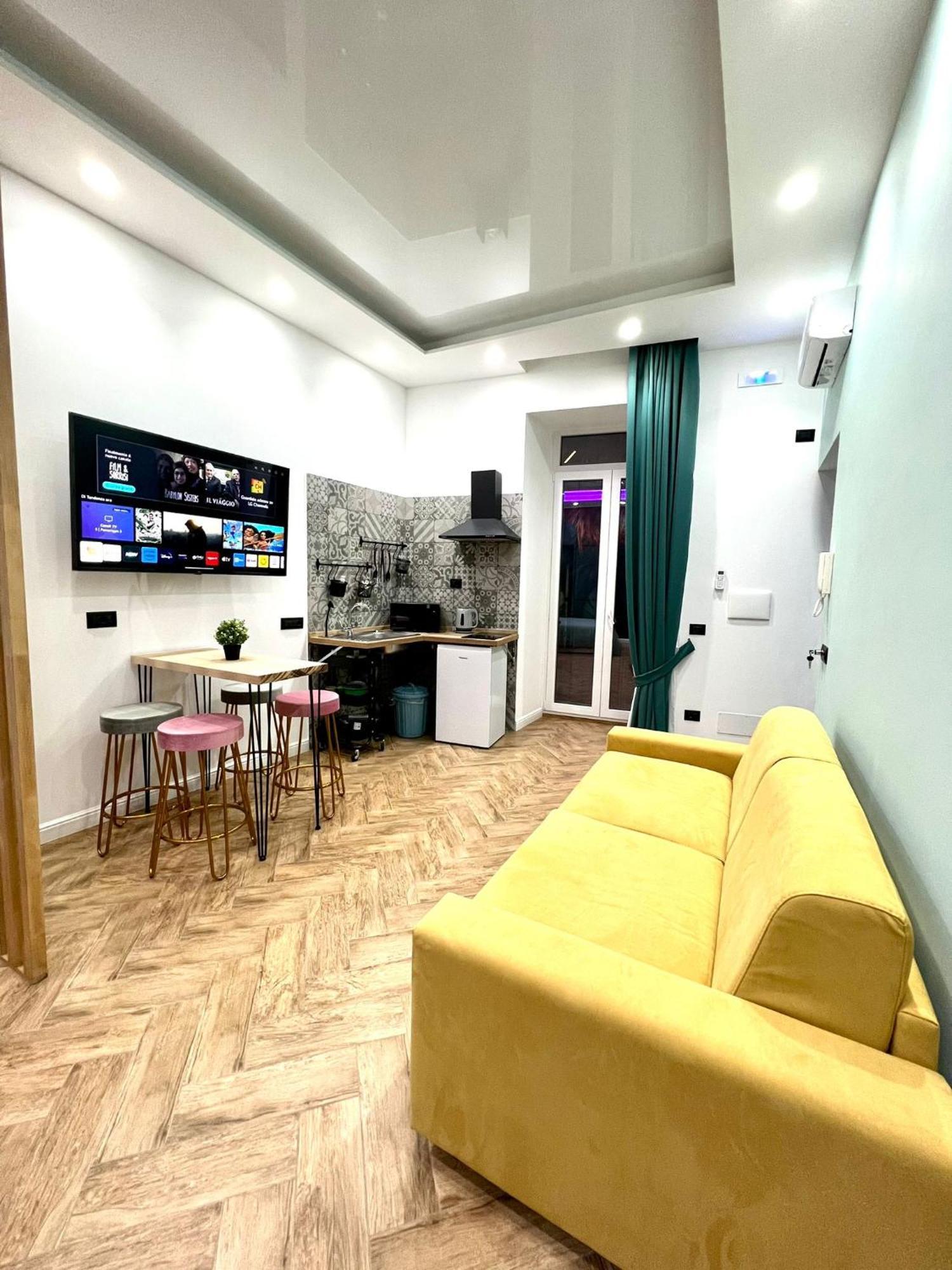 Loft In Borgo Apartment Наполи Екстериор снимка