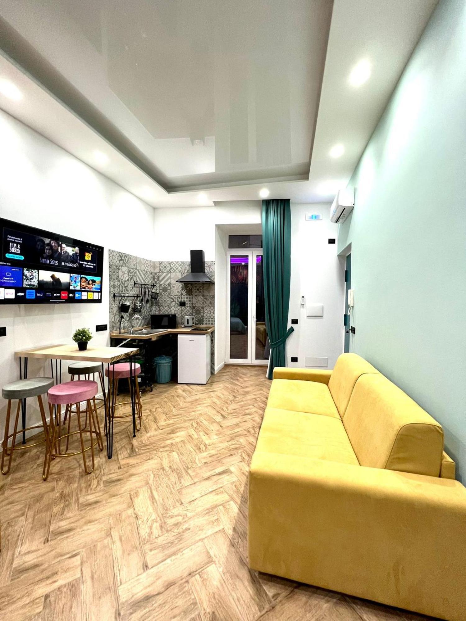 Loft In Borgo Apartment Наполи Екстериор снимка