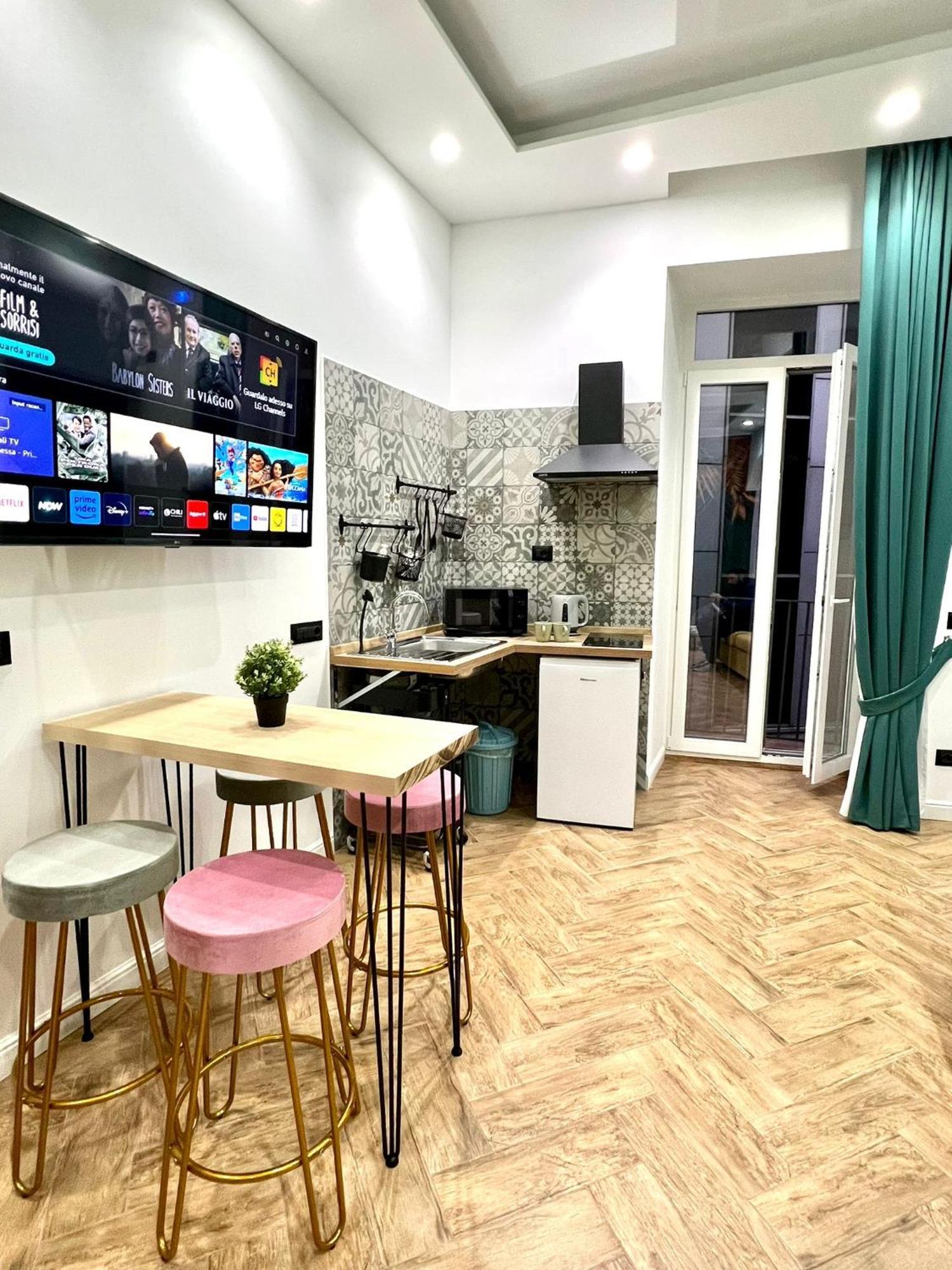 Loft In Borgo Apartment Наполи Екстериор снимка